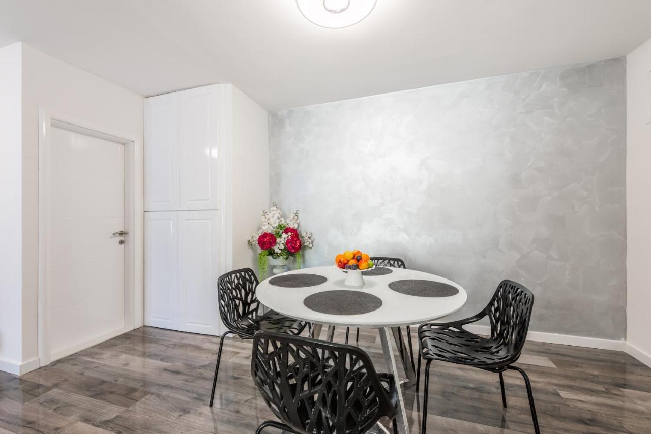 Porta Aurea Di Spalato, Luxury Apartment Bagian luar foto